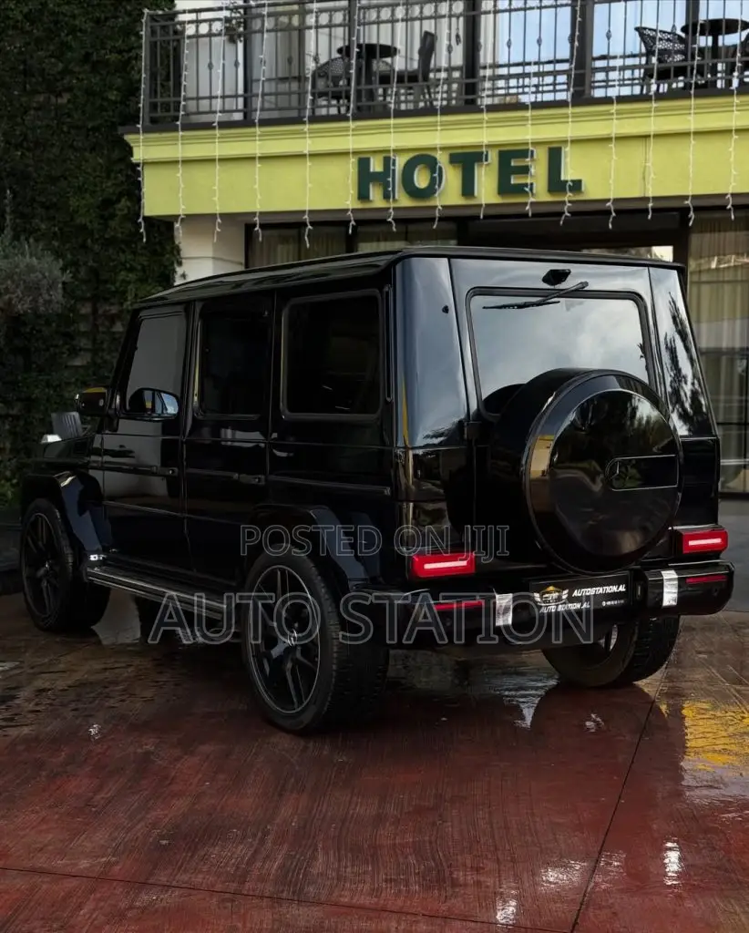 Mercedes Benz G63 AMG