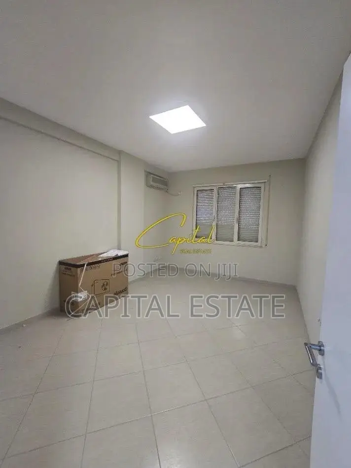 ZYRE ME QIRA 140 M2 ISH STACIONI TRENIT 1.100 EURO