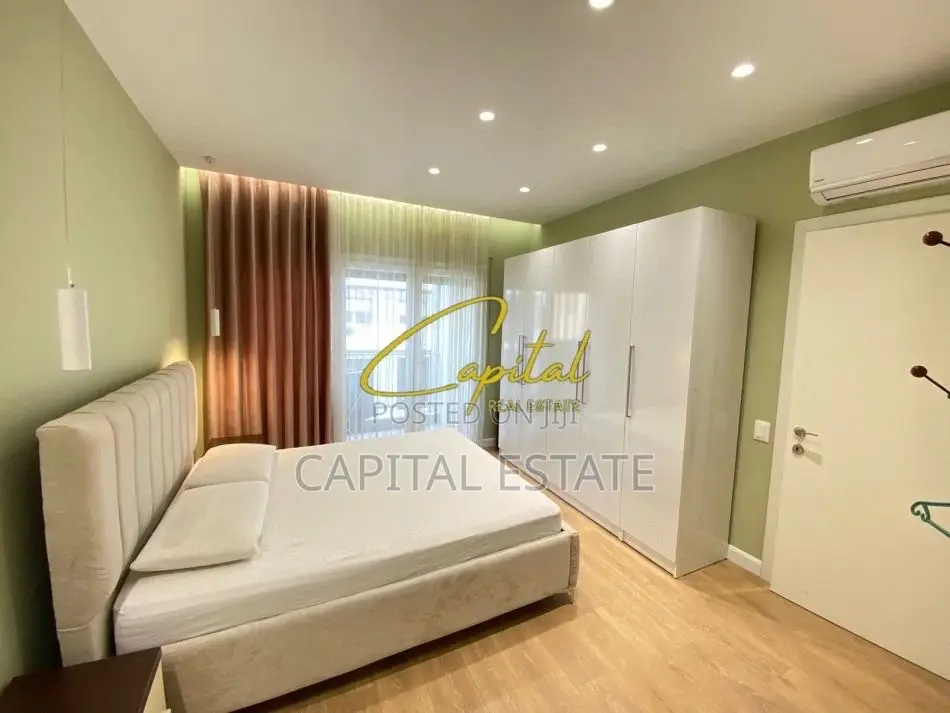 APARTAMENT ME QIRA 2+1 RRUGA E DIBRES 750 EURO