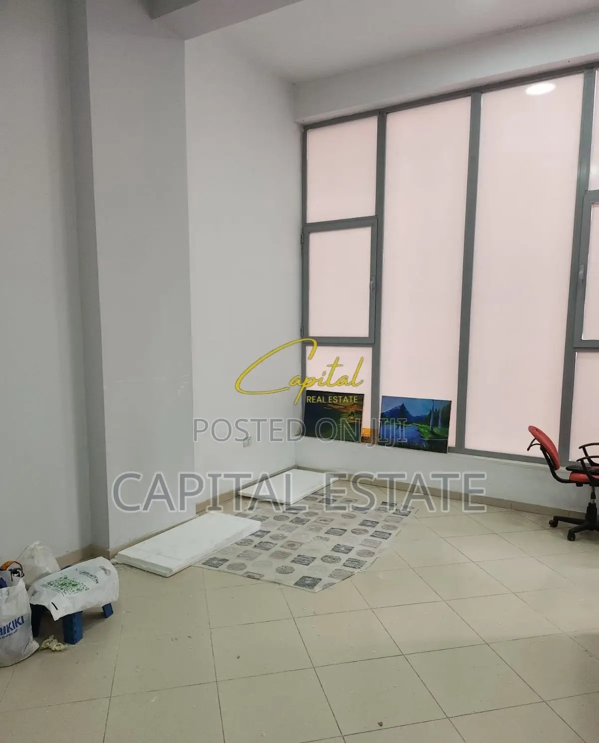 AMBIENT BIZNESI ME QIRA 60 M2 ASTIR 550 EURO