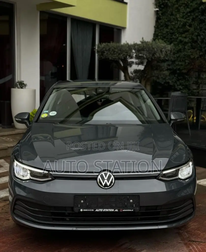 GOLF 8