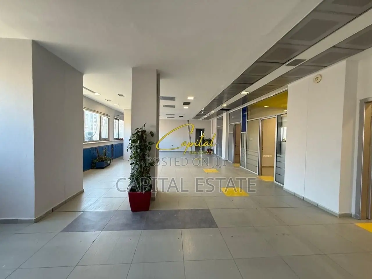 AMBIENT BIZNESI ME QIRA 916 M2 RRUGA E KAVAJES 18.000 EURO