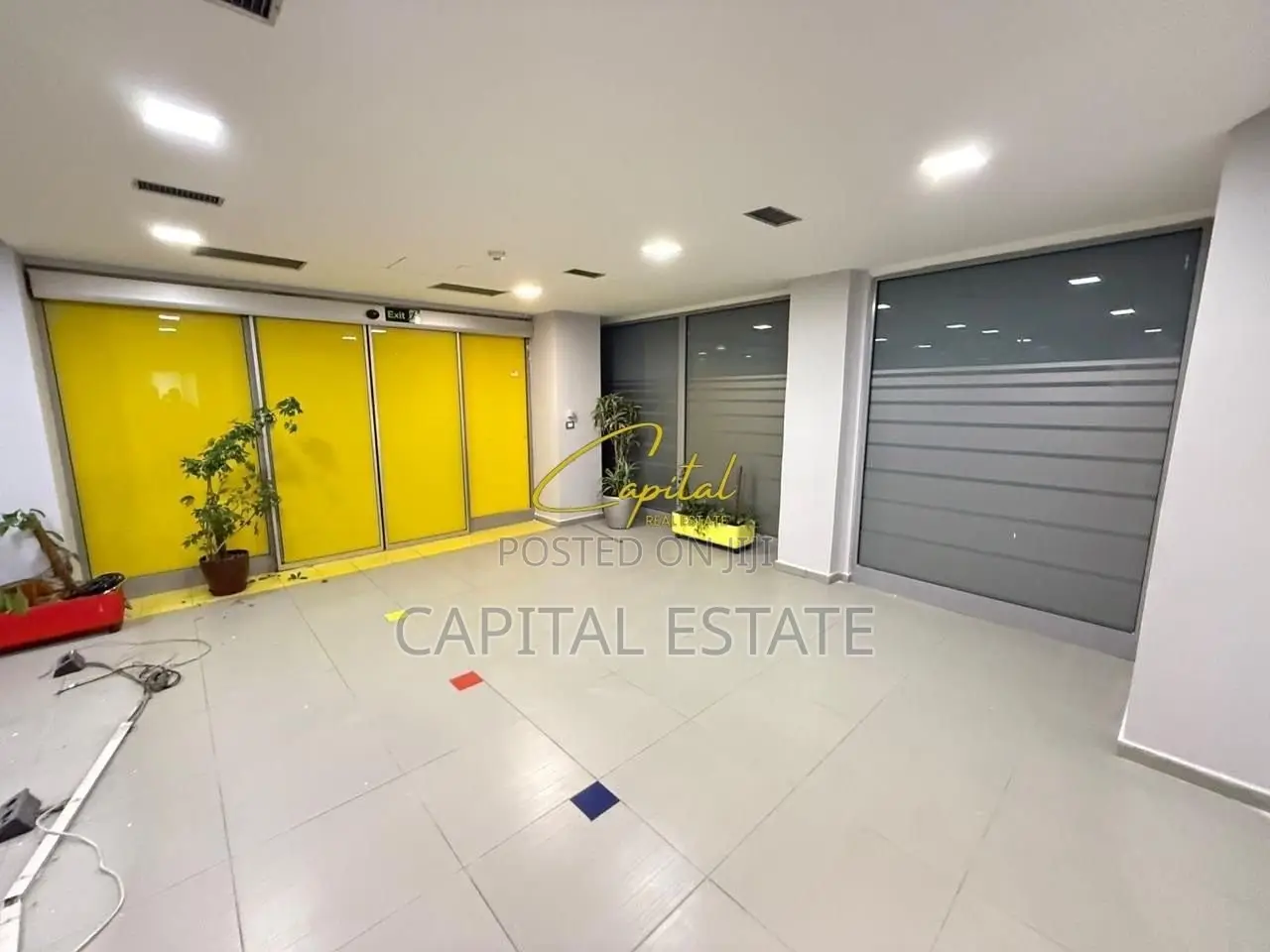 AMBIENT BIZNESI ME QIRA 916 M2 RRUGA E KAVAJES 18.000 EURO