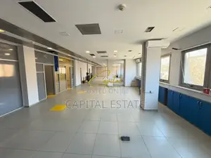 AMBIENT BIZNESI ME QIRA 916 M2 RRUGA E KAVAJES 18.000 EURO