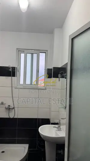 APARTAMENT ME QIRA 1+1 5 MAJI 45.000 LEKE
