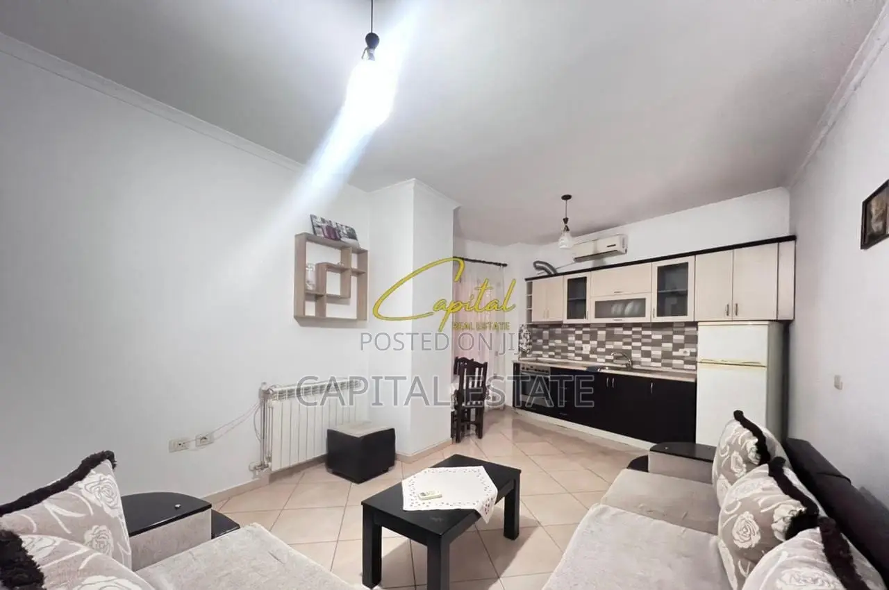 APARTAMENT ME QIRA 1+1 PORCELANI 40.000 LEKE