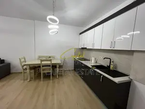 APARTAMENT ME QIRA 2+1 ISH STACIONI TRENIT 700 EURO