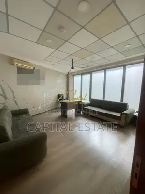 ZYRE ME QIRA 306 M2 RRUGA E DIBRES 3.400 EURO