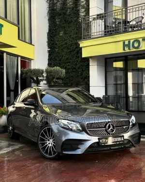 MERCEDES BENZ E43