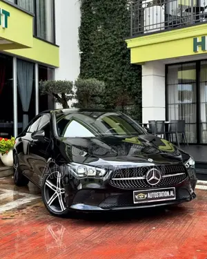 MERCEDES BENZ CLA