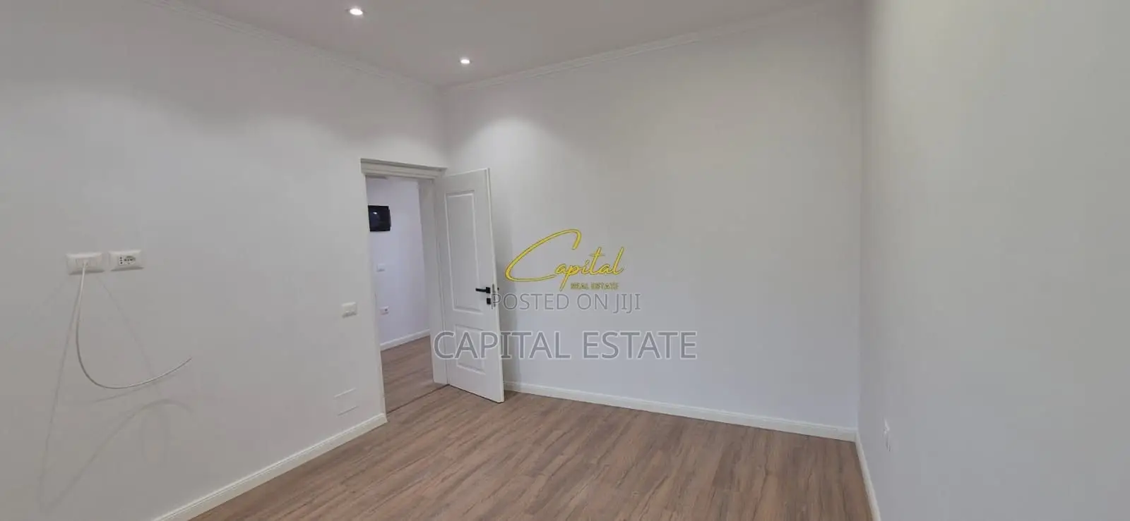 SHITET APARTAMENT 2+1 RRUGA BARDHYL 148.000 EURO