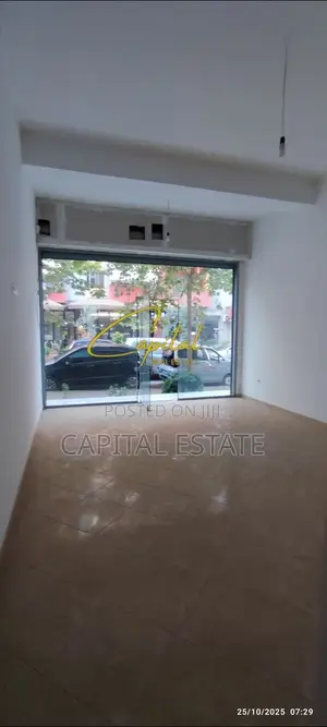 AMBIENT BIZNESI ME QIRA 40 M2 YZBERISHT 400 EURO