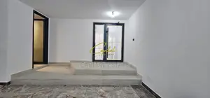 AMBIENT BIZNESI ME QIRA 200 M2 ISH BLLOKU 300.000 LEKE