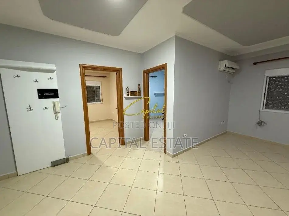 APARTAMENT ME QIRA 2+1 PAZARI I RI 50.000 LEKE