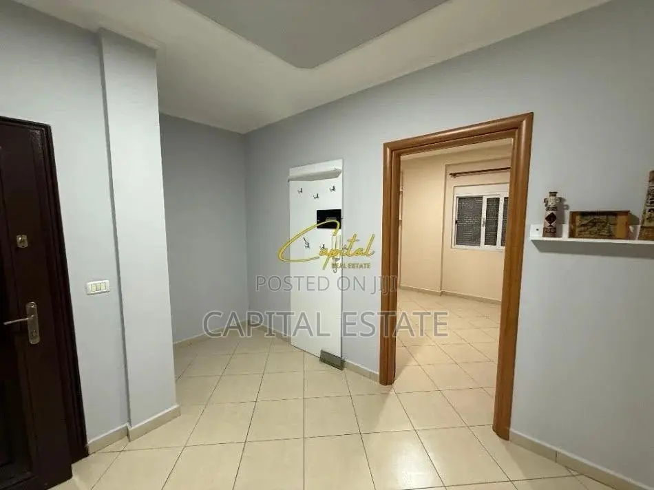 APARTAMENT ME QIRA 2+1 PAZARI I RI 50.000 LEKE