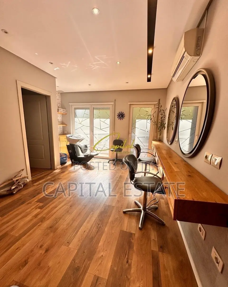 AMBIENT BIZNESI ME QIRA 100 M2 DON BOSKO 1.500 EURO