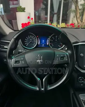 Maserati Ghibli SQ4