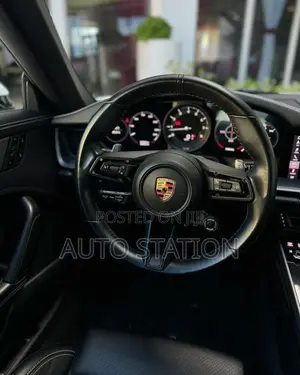 Porsche 911 (922)