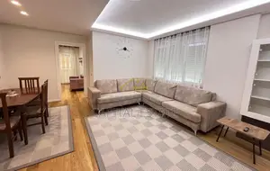 APARTAMENT ME QIRA 3+1 PAZARI I RI 850 EURO