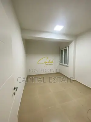 AMBIENT BIZNESI ME QIRA 93 M2 RRUGA E KOSOVAREVE 100.000 LEKE