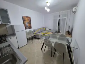 APARTAMENT ME QIRA 1+1 ISH EKSPOZITA 650 EURO