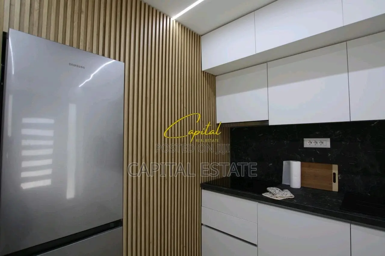 GARSONIERE ME QIRA 40 M2 21 DHJETORI 55.000 LEKE