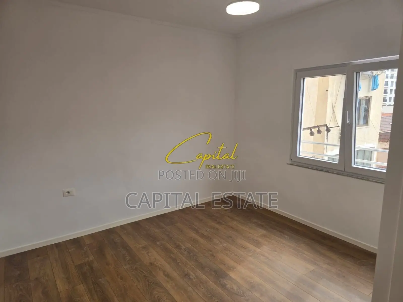 SHITET APARTAMENT 1+1 PAZARI I RI 120.000 EURO
