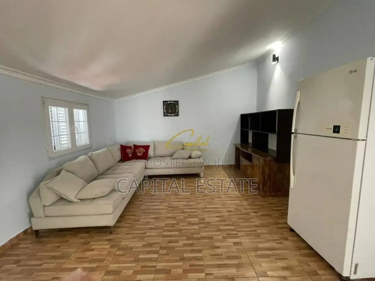VILE PRIVATE ME QIRA 500 M2 CASA ITALIA 1.300 EURO
