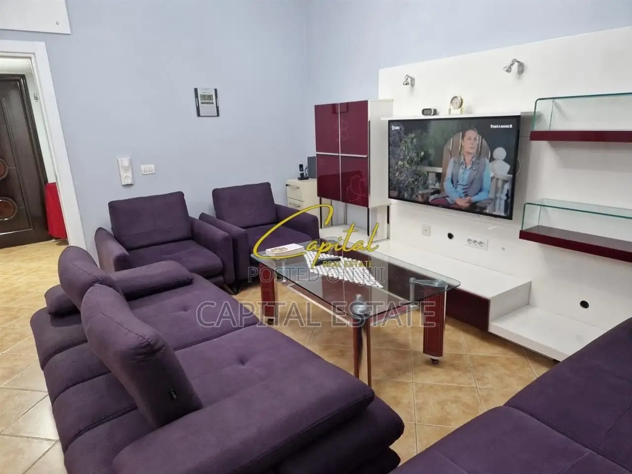 APARTAMENT ME QIRA 3+1 ZOGU I ZI 800 EURO