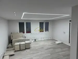 AMBIENT BIZNESI ME QIRA 73 M2 QENDER 1.500 EURO