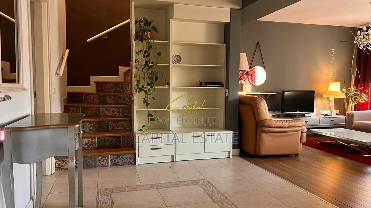 APARTAMET DUBLEX ME QIRA 3+1 RRUGA E DURRESIT 90.000 LEKE