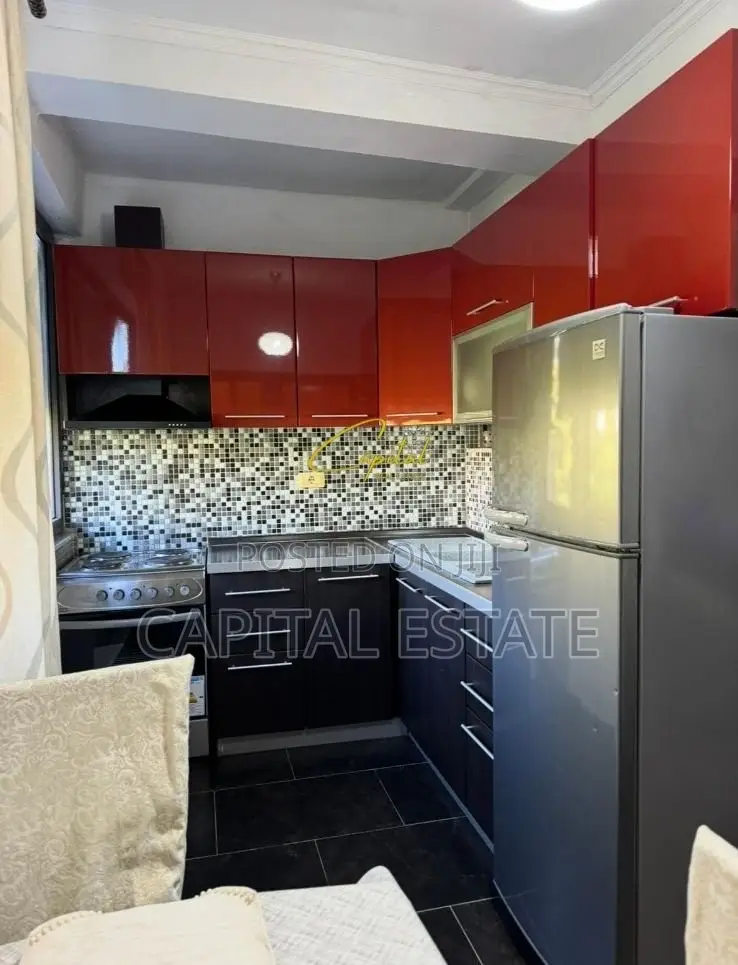 APARTAMENT ME QIRA 2+1 RRUGA BARDHYL 60.000 LEKE