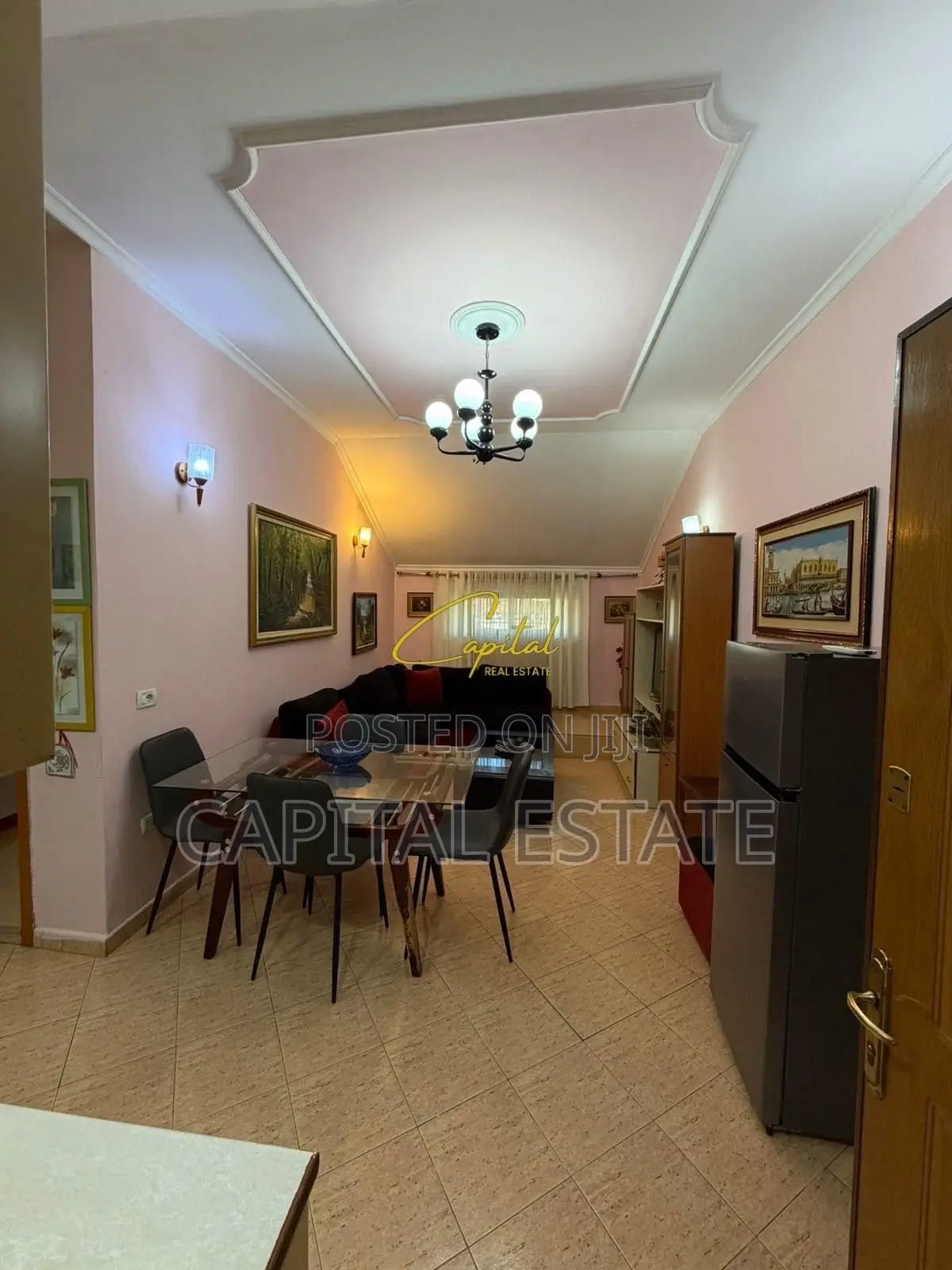 APARTAMENT ME QIRA 2+1 QENDER 500 EURO