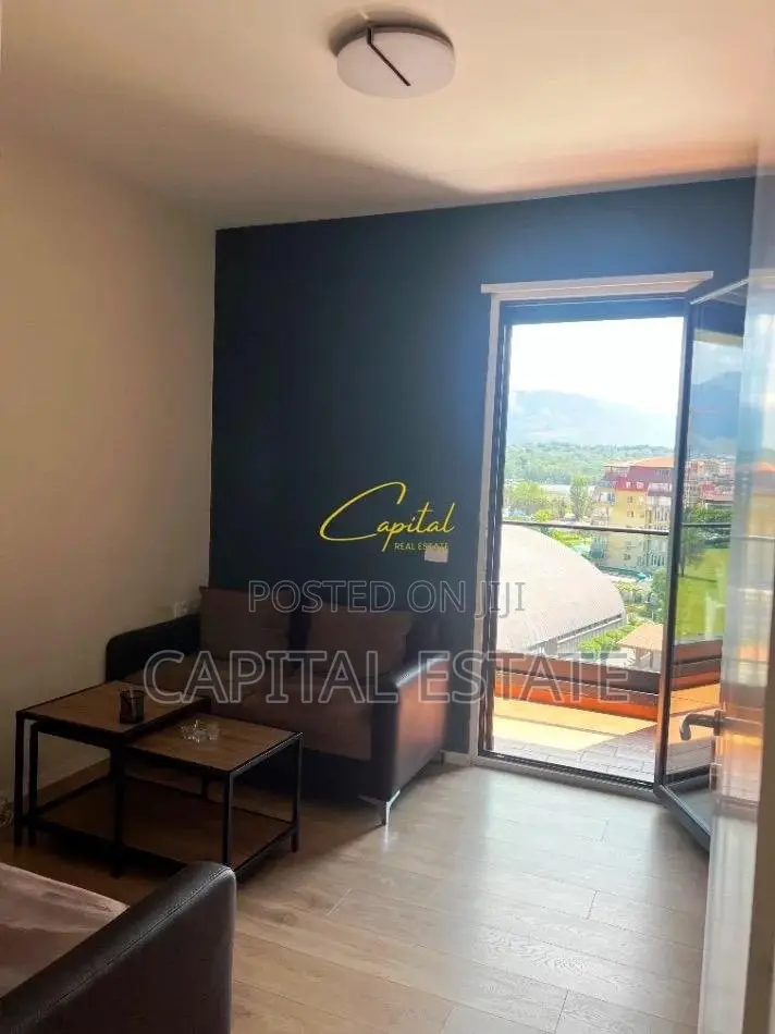 ZYRE ME QIRA 100 M2 ISH BLLOKU 1.100 EURO