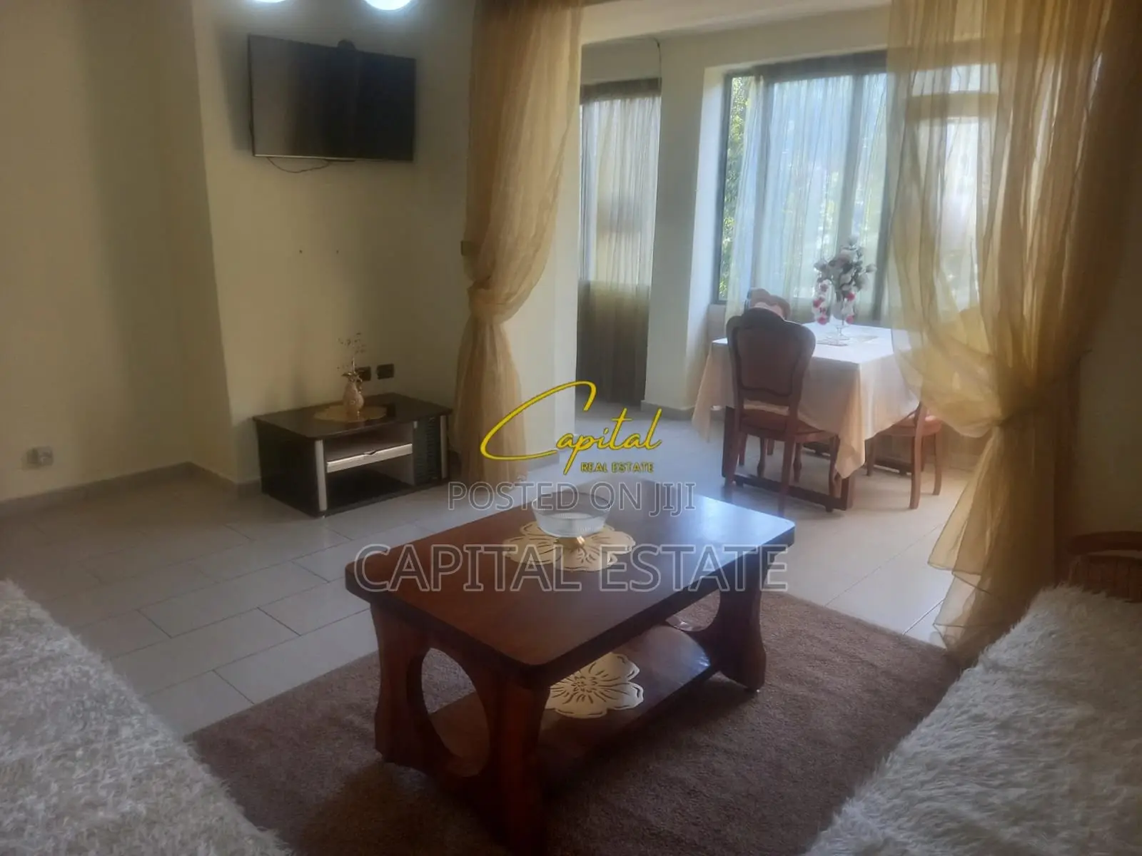 APARTAMENT ME QIRA 2+1 21 DHJETORI 600 EURO