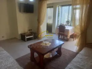 APARTAMENT ME QIRA 2+1 21 DHJETORI 600 EURO
