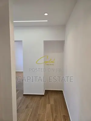 SHITET GARSONIERE 30 M2 PAZARI I RI 85.000 EURO