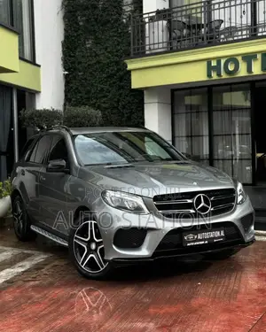 MERCEDES BENZ GLE