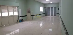 AMBIENT BIZNESI ME QIRA 100 M2 RRUGA BARDHYL 100.000 LEKE