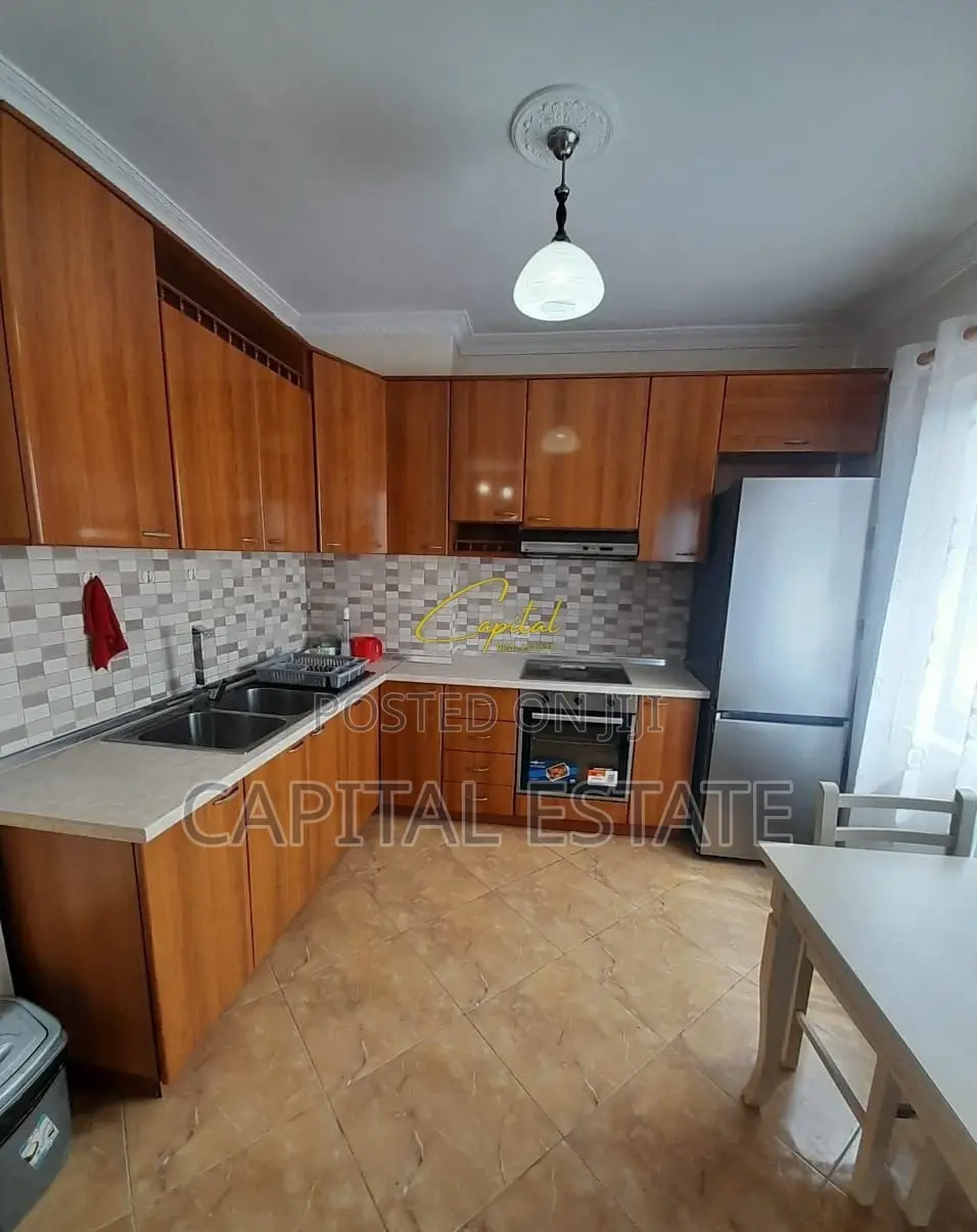 APARTAMENT ME QIRA 1+1 RRUGA E DIBRES 55.000 LEKE