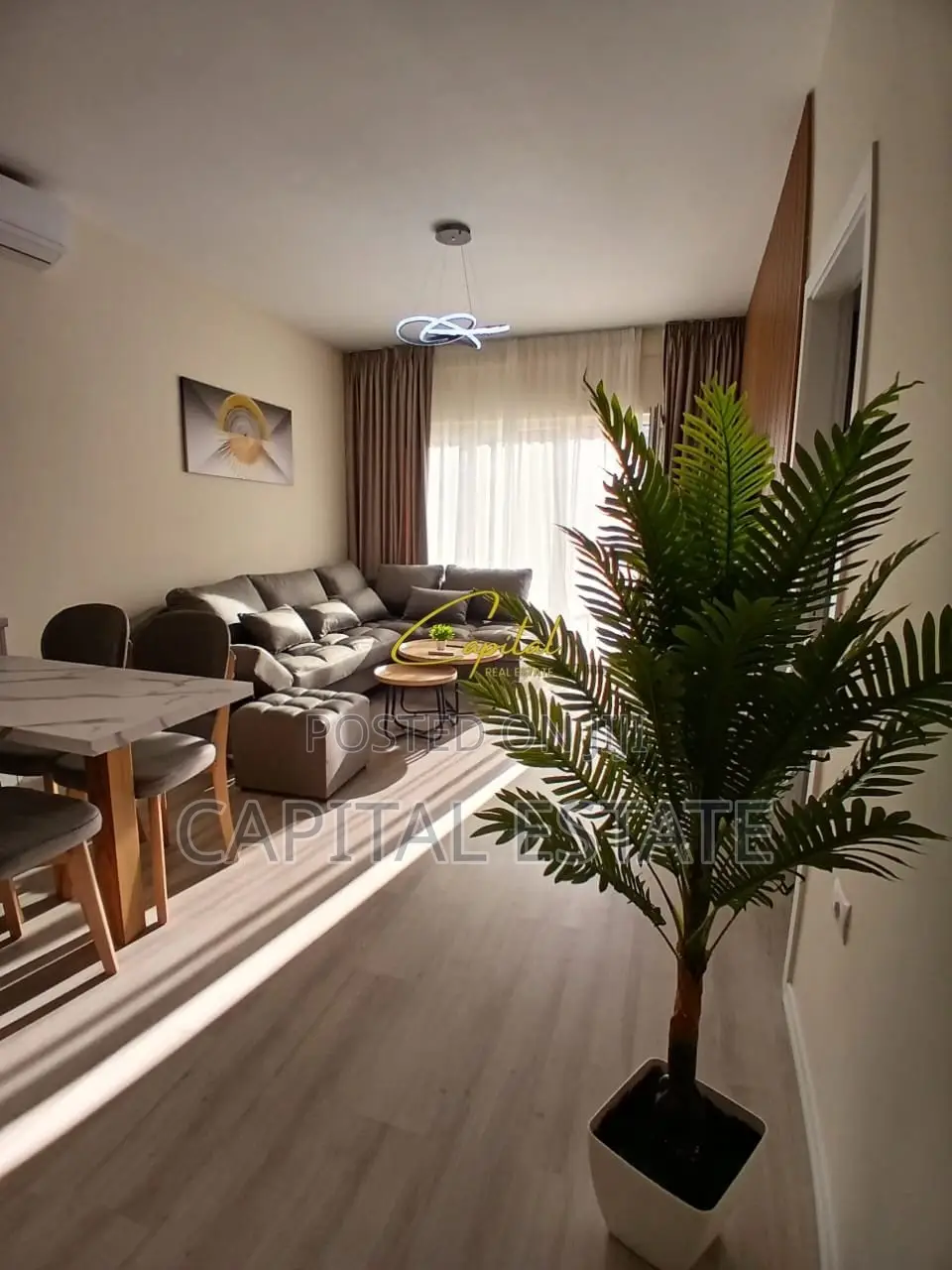 APARTAMENT ME QIRA 2+1 ZOGU I ZI 900 EURO