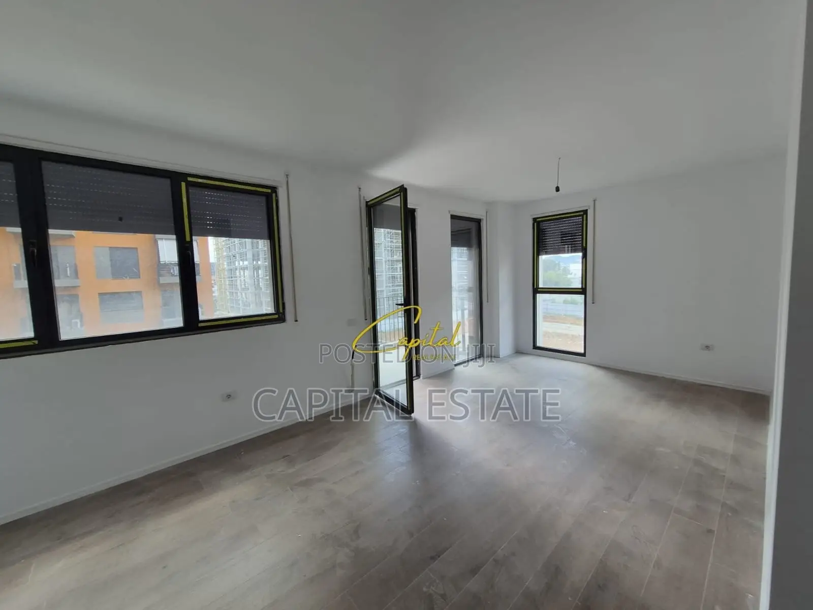 SHITET APARTAMENT 2+1 XHAMLLIKU 220.000 EURO