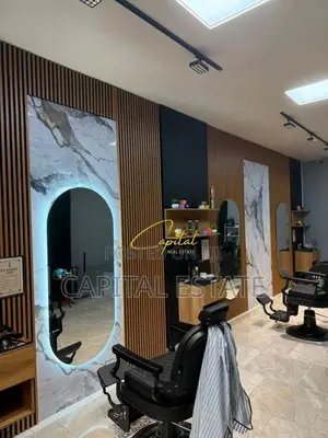 SHITET BIZNESI (BERBEHANE) 45 M2 ISH PARKU 17.000 EURO