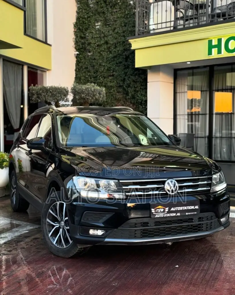 VOLKSWAGEN TIGUAN-ALL SPACE