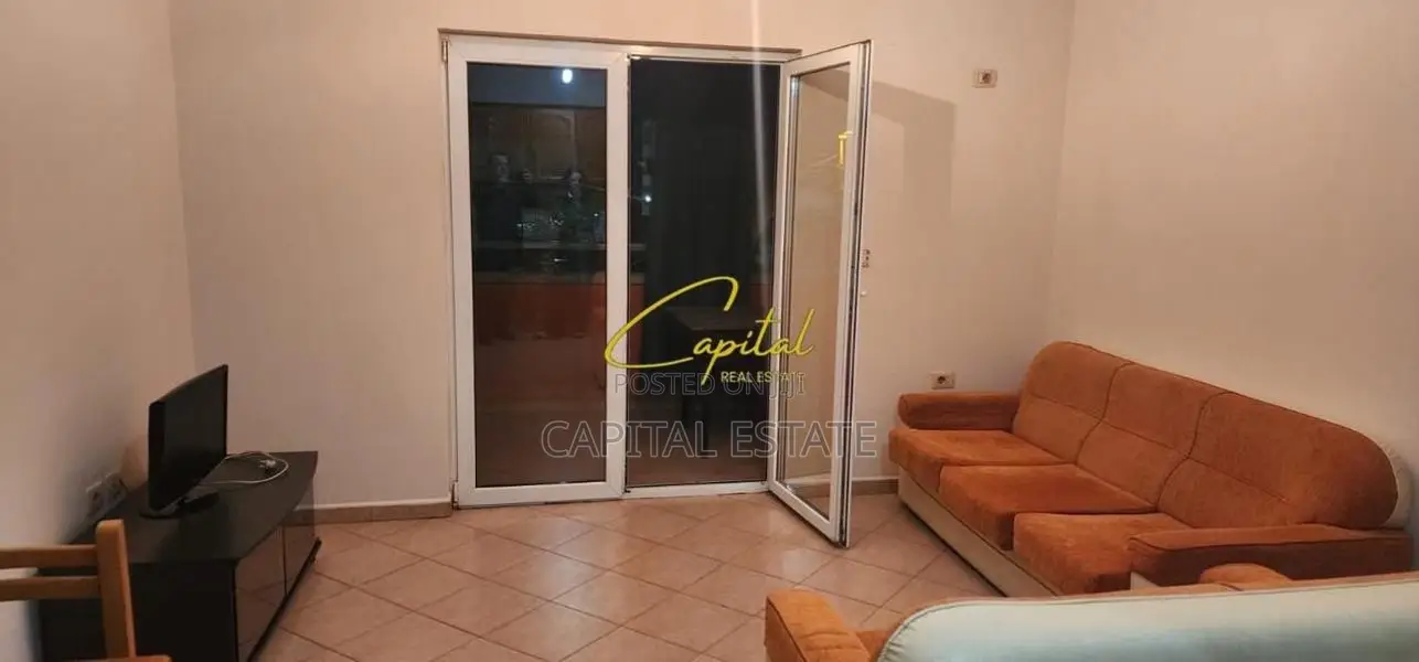 APARTAMENT ME QIRA 1+1 RRUGA JORDAN MISJA 40.000 LEKE