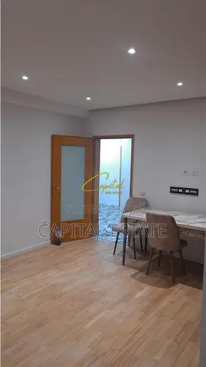 APARTAMENT ME QIRA 2+1 ISH STACIONI TRENIT 55.000 LEKE