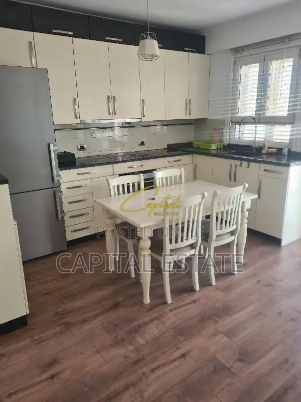 APARTAMENT ME QIRA 2+1 ISH PARKU 60.000 LEKE