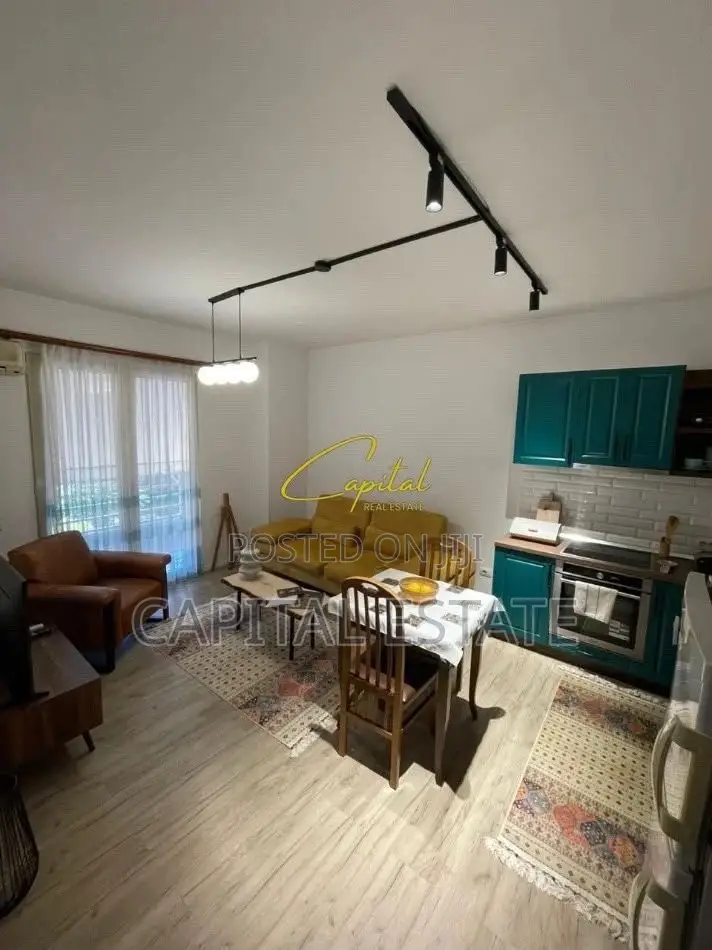 APARTAMENT ME QIRA 1+1 MEDRESEJA 65.000 LEKE