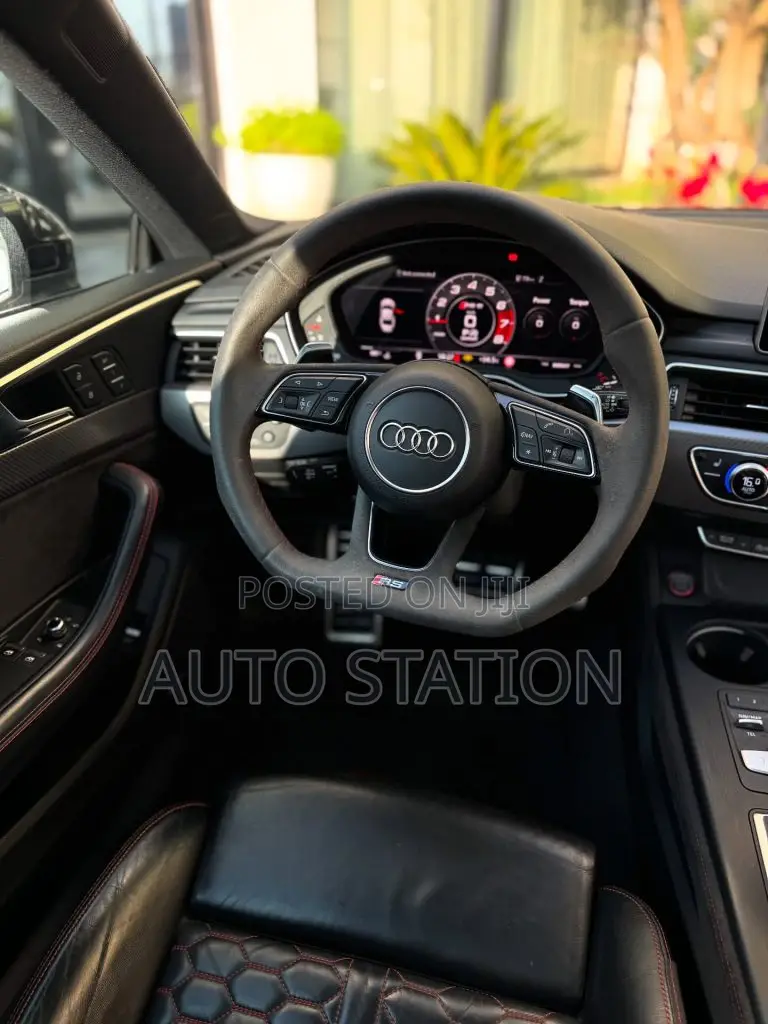 Audi RS5
