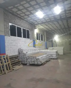 MAGAZINE EM QIRA 350 M2 VORE 1.200 EURO